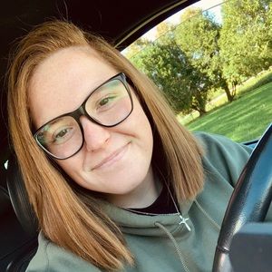 Meet your Posher, Haley